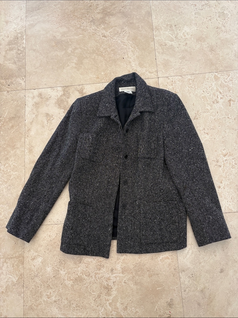 Jones New York Back and White Blazer